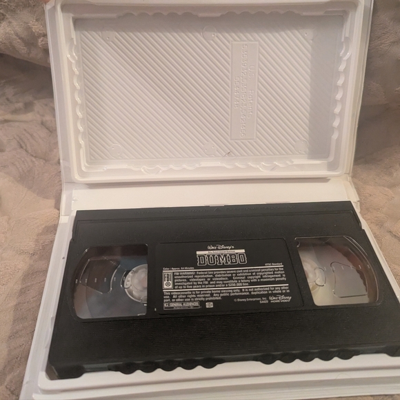 2 For $14 Walt Disney's Dumbo 60th Anniversary Edition VHS - Picture 9 of 9